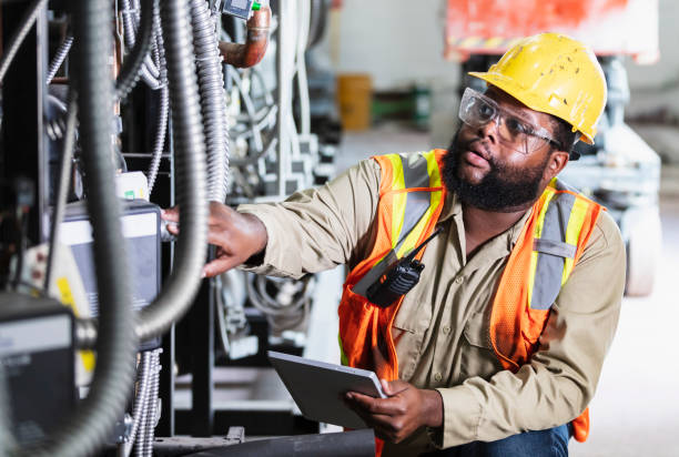 Best Electrical Contractors for Businesses  in Urbana, IL