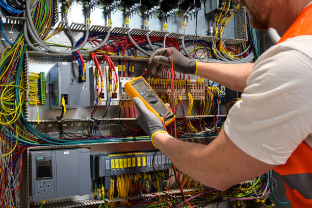 Best Affordable Emergency Electrician  in Urbana, IL